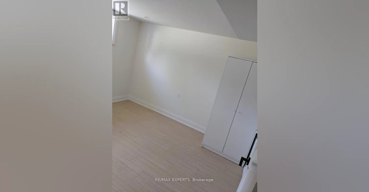 BSMT-41 Gort Avenue, Toronto, ON, M8W 3Y7 - 3