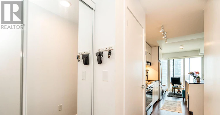 1412-4065 Confederation Parkway, Mississauga, ON, L5B 0L4 - 4