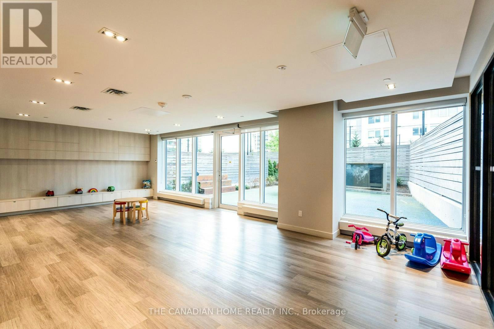 1412-4065 Confederation Parkway, Mississauga, ON, L5B 0L4 - 27