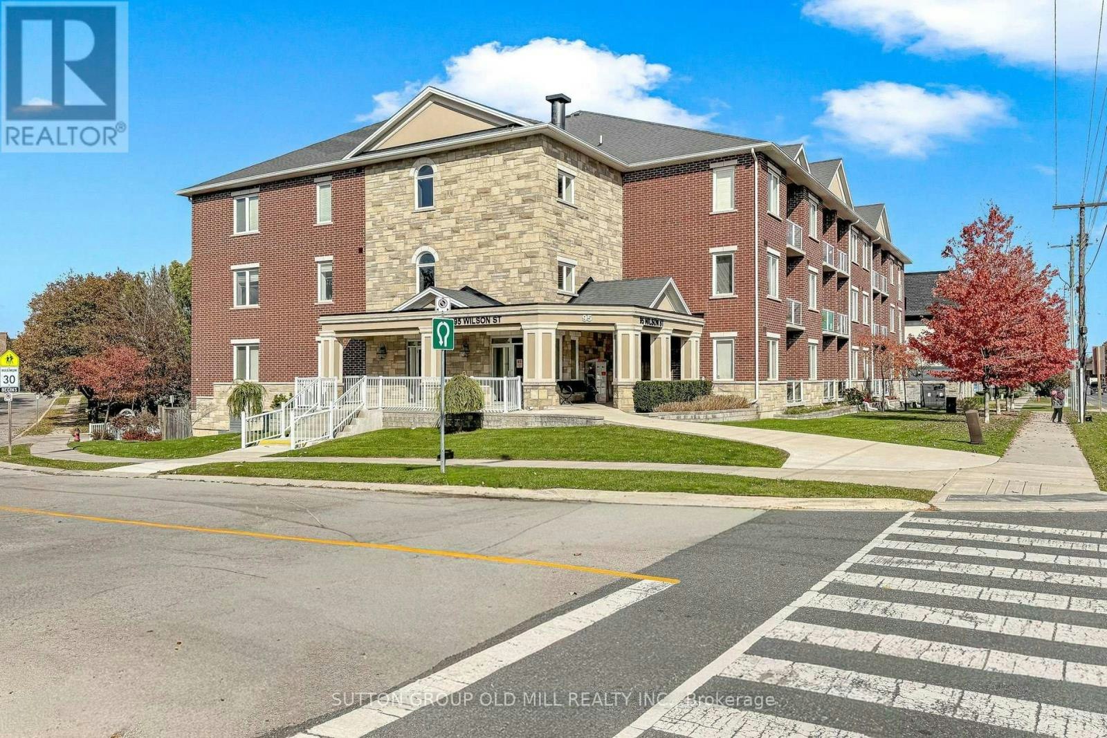 102-95 Wilson St Street W, Hamilton, ON, L8L 5C4