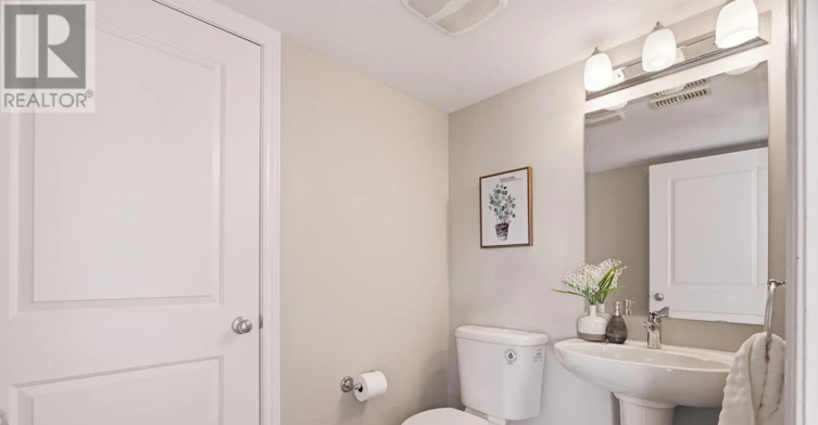 528 Clearbrook Drive, Ottawa, ON, K2J 5X5 - 9