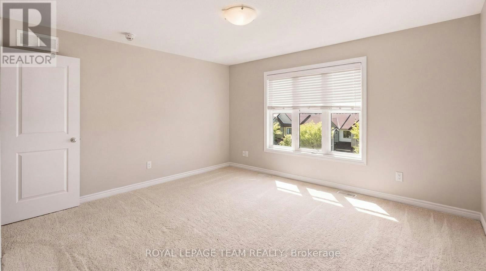 528 Clearbrook Drive, Ottawa, ON, K2J 5X5 - 13