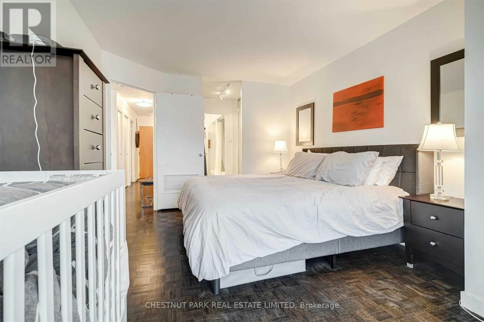 1206-110 Bloor Street W, Toronto, ON, M5S 2W7 - 29