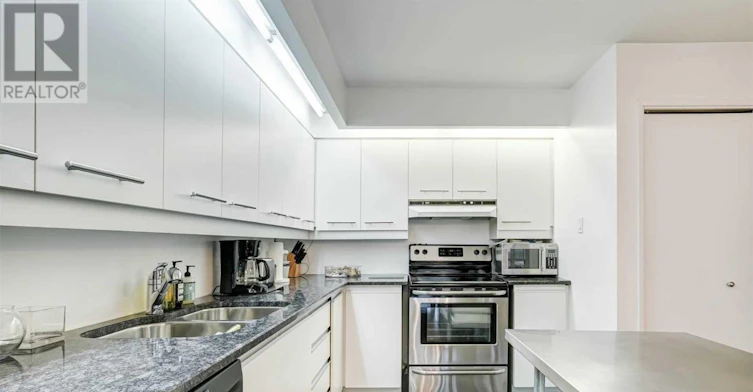 1206-110 Bloor Street W, Toronto, ON, M5S 2W7 - 22