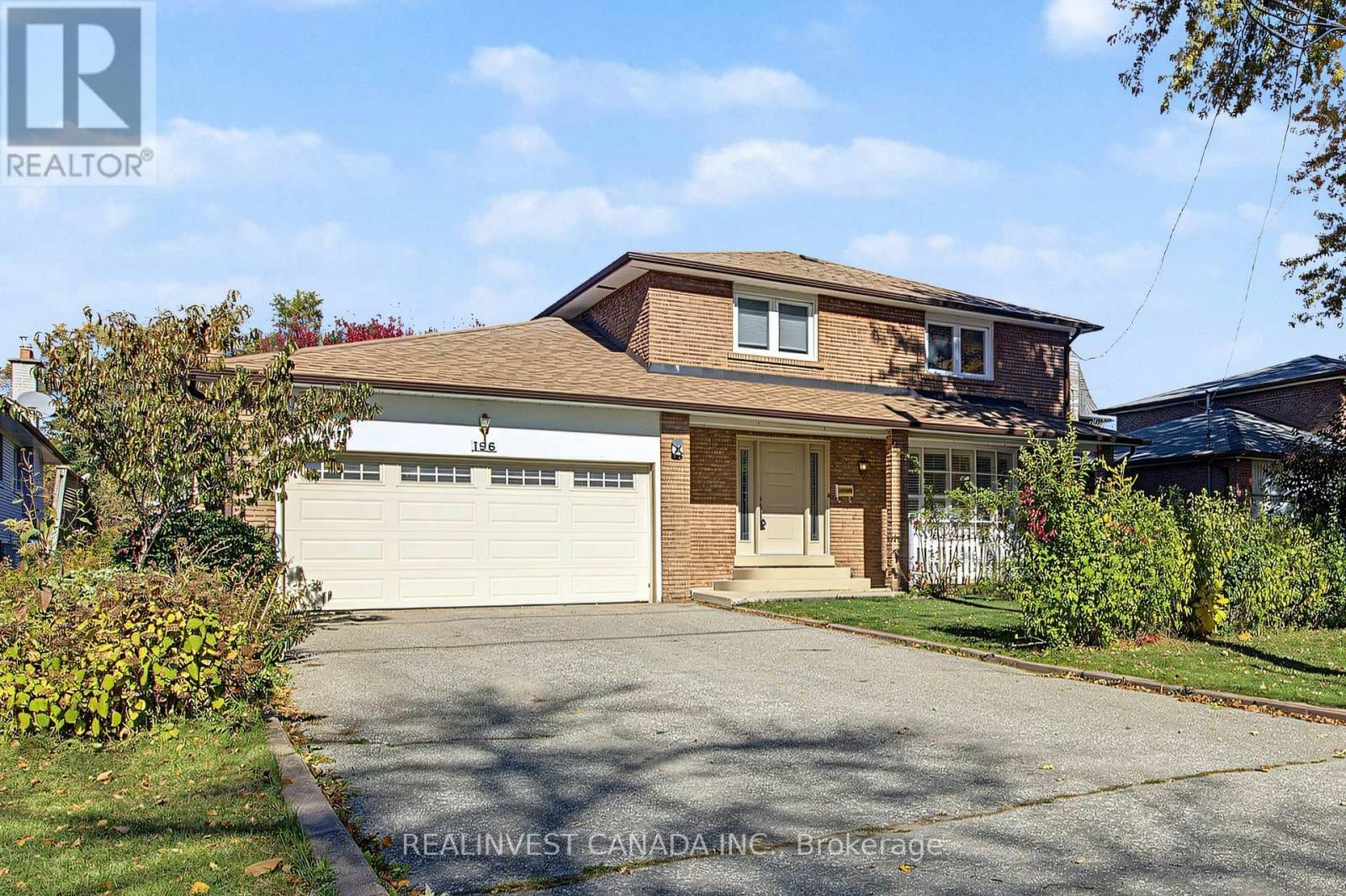 196 Weldrick Road W, Richmond Hill, ON, L4C 3V3