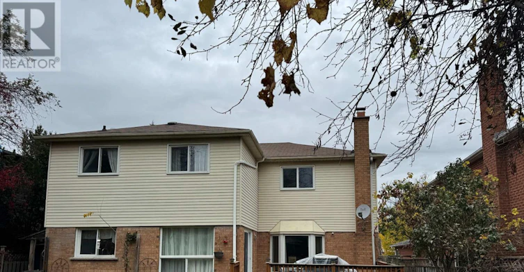 78 Bristol Road, Newmarket, ON, L3Y 8B5 - 2