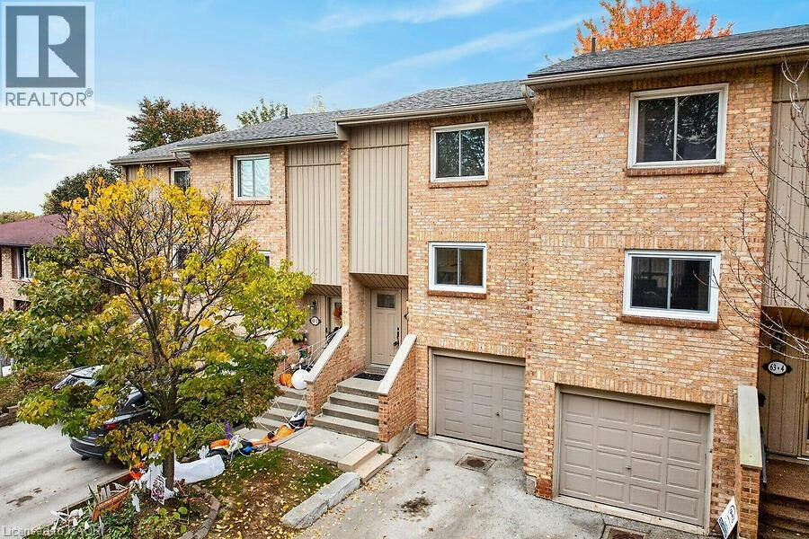 3-63 Fonthill Road, Hamilton, ON, L9C 6T1