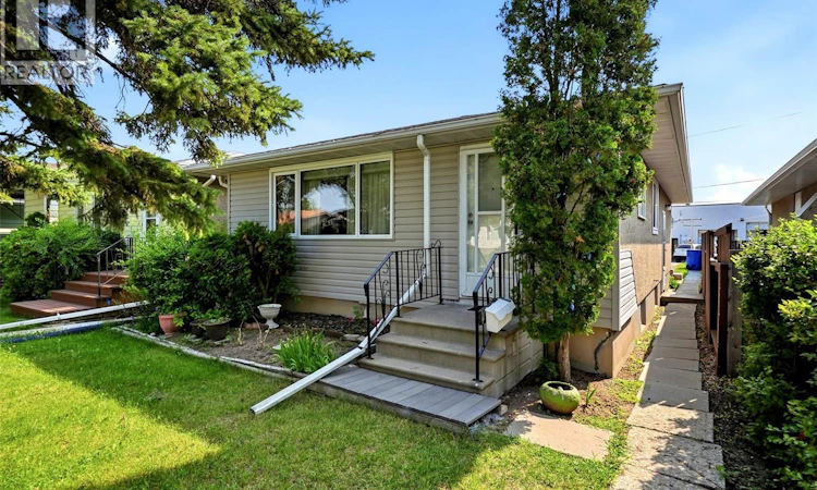 273 Angus Street