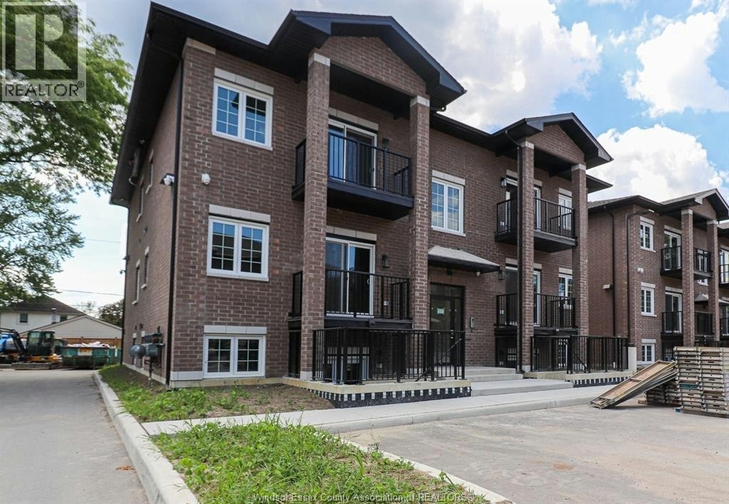103-233 Watson, Windsor, ON, N8S 3R8