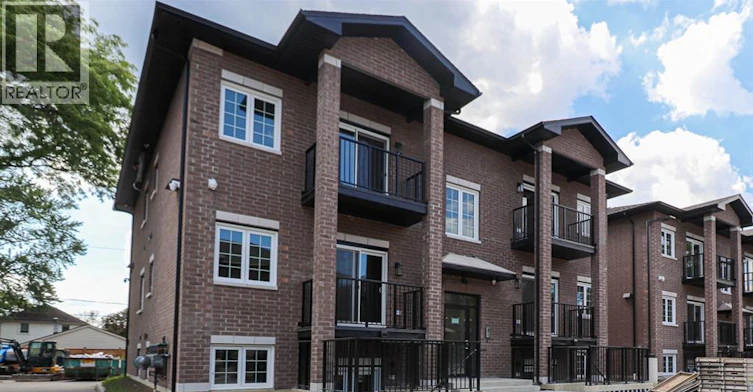 103-233 Watson, Windsor, ON, N8S 3R8