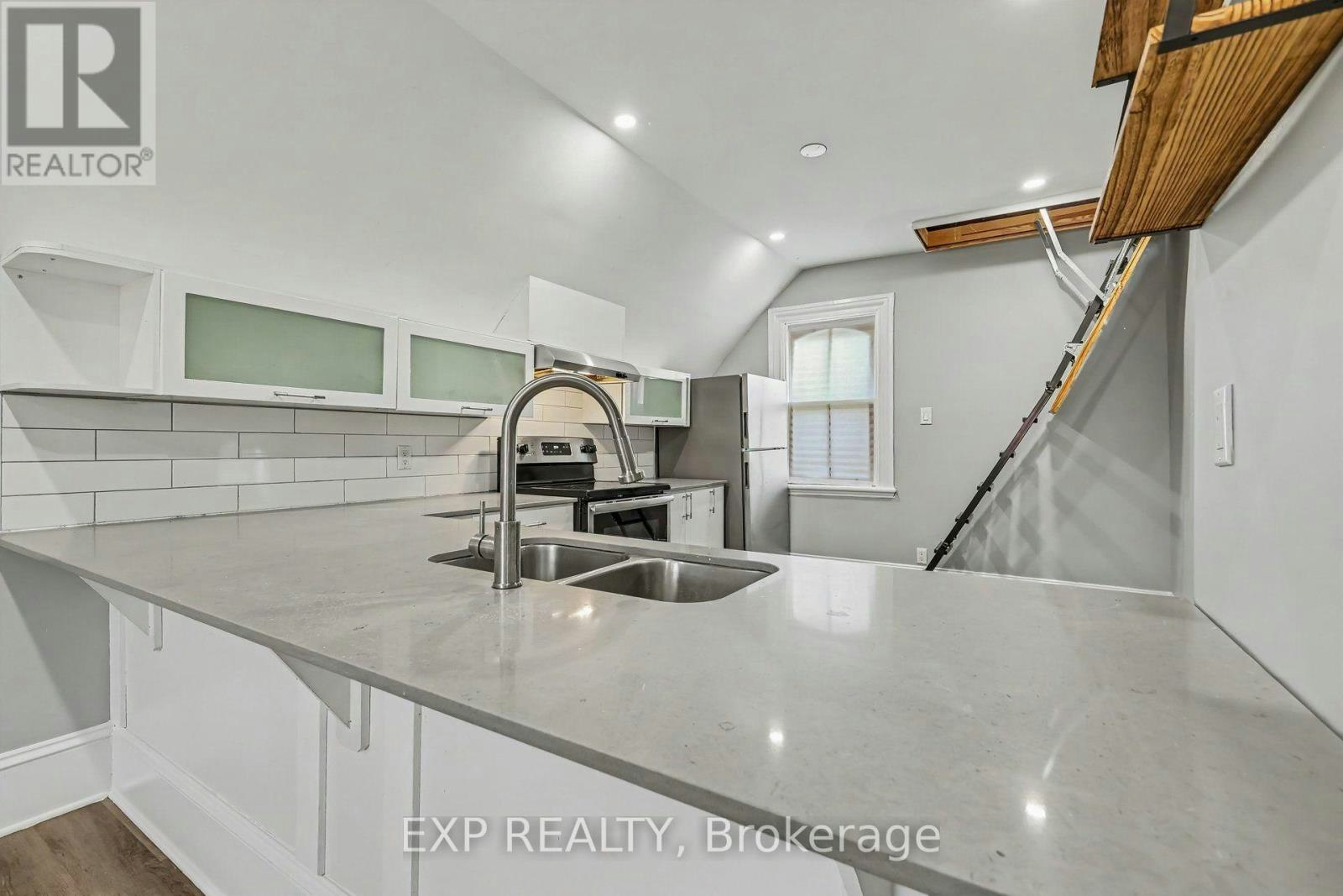 B-419 Besserer Street, Ottawa, ON, K1N 6B9 - 9