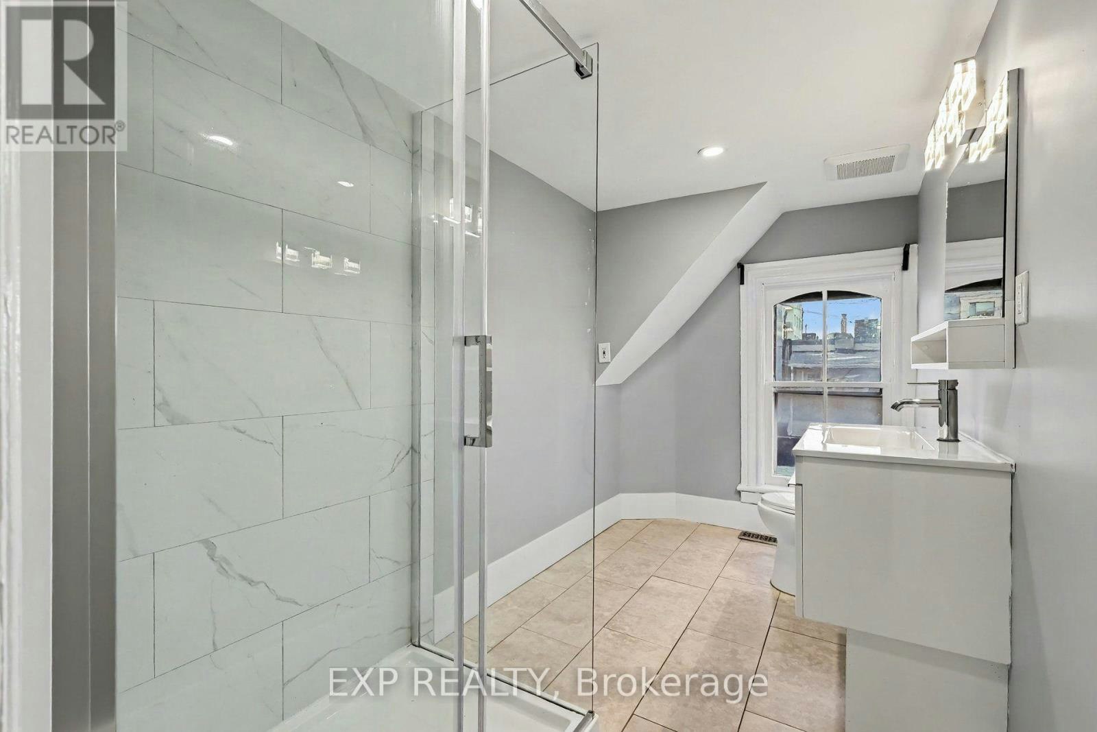 A-419 Besserer Street, Ottawa, ON, K1N 6B9 - 14