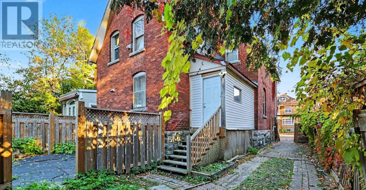A-419 Besserer Street, Ottawa, ON, K1N 6B9 - 24