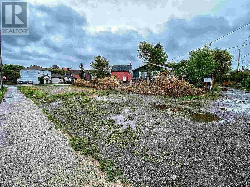 145 Cumming Street, Thunder Bay, ON, P7C 1N8