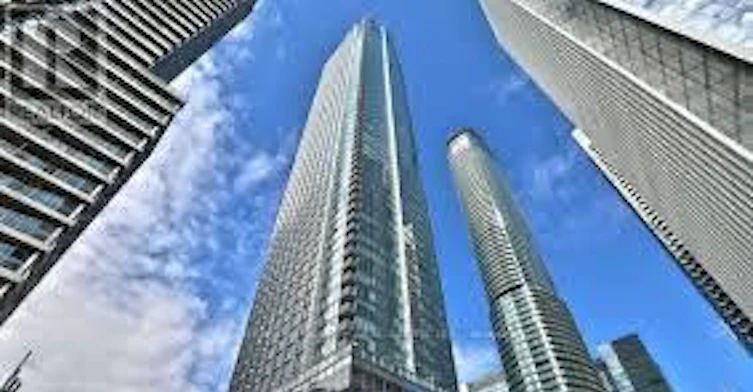 3808-10 York Street, Toronto, ON, M5J 0E1