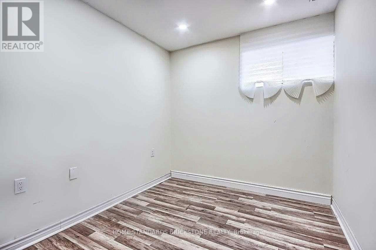 121 James Gray Drive, Toronto, ON, M2H 1P2 - 9