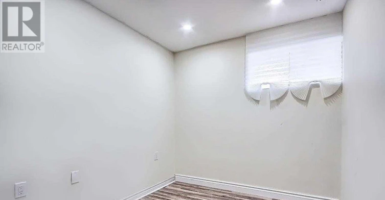 121 James Gray Drive, Toronto, ON, M2H 1P2 - 9