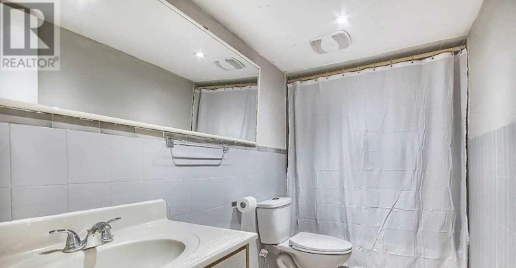 121 James Gray Drive, Toronto, ON, M2H 1P2 - 11