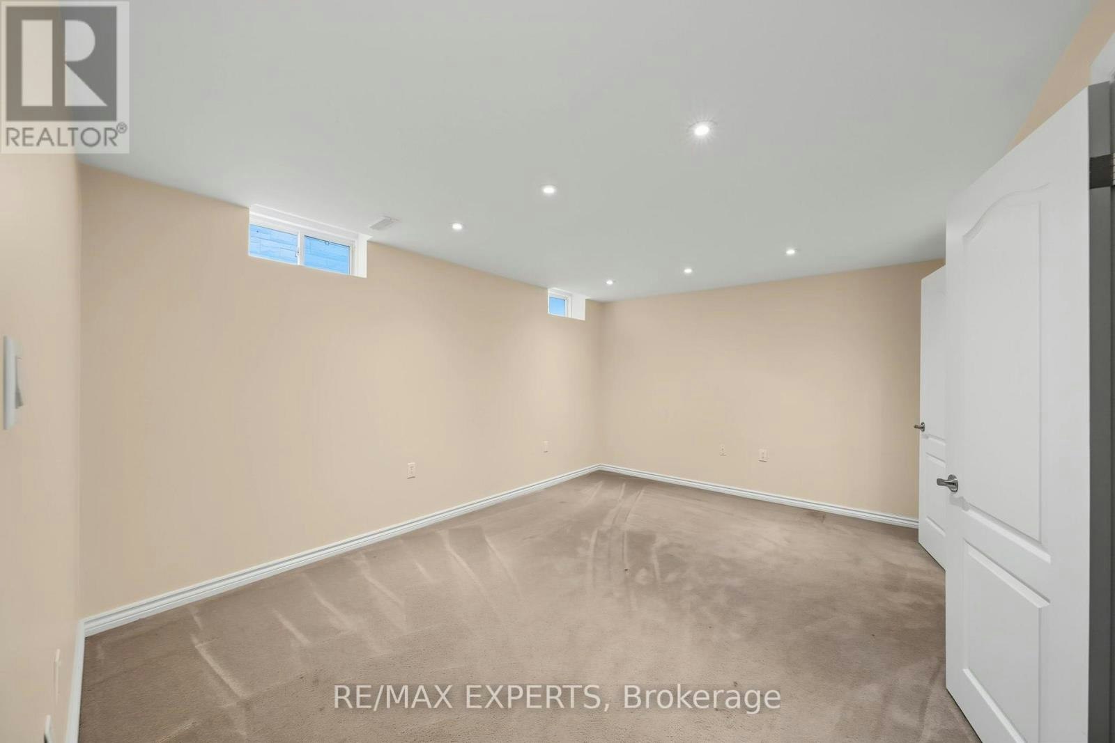 12 Sweet Valerie Court, Vaughan, ON, L6A 0C6 - 40