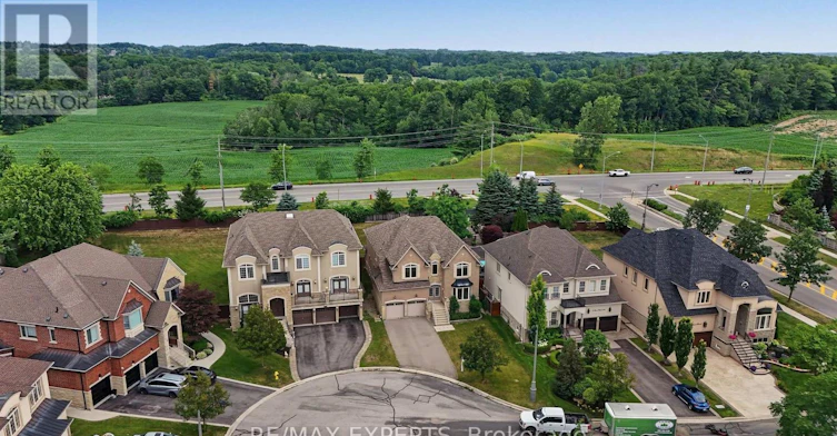 12 Sweet Valerie Court, Vaughan, ON, L6A 0C6 - 47