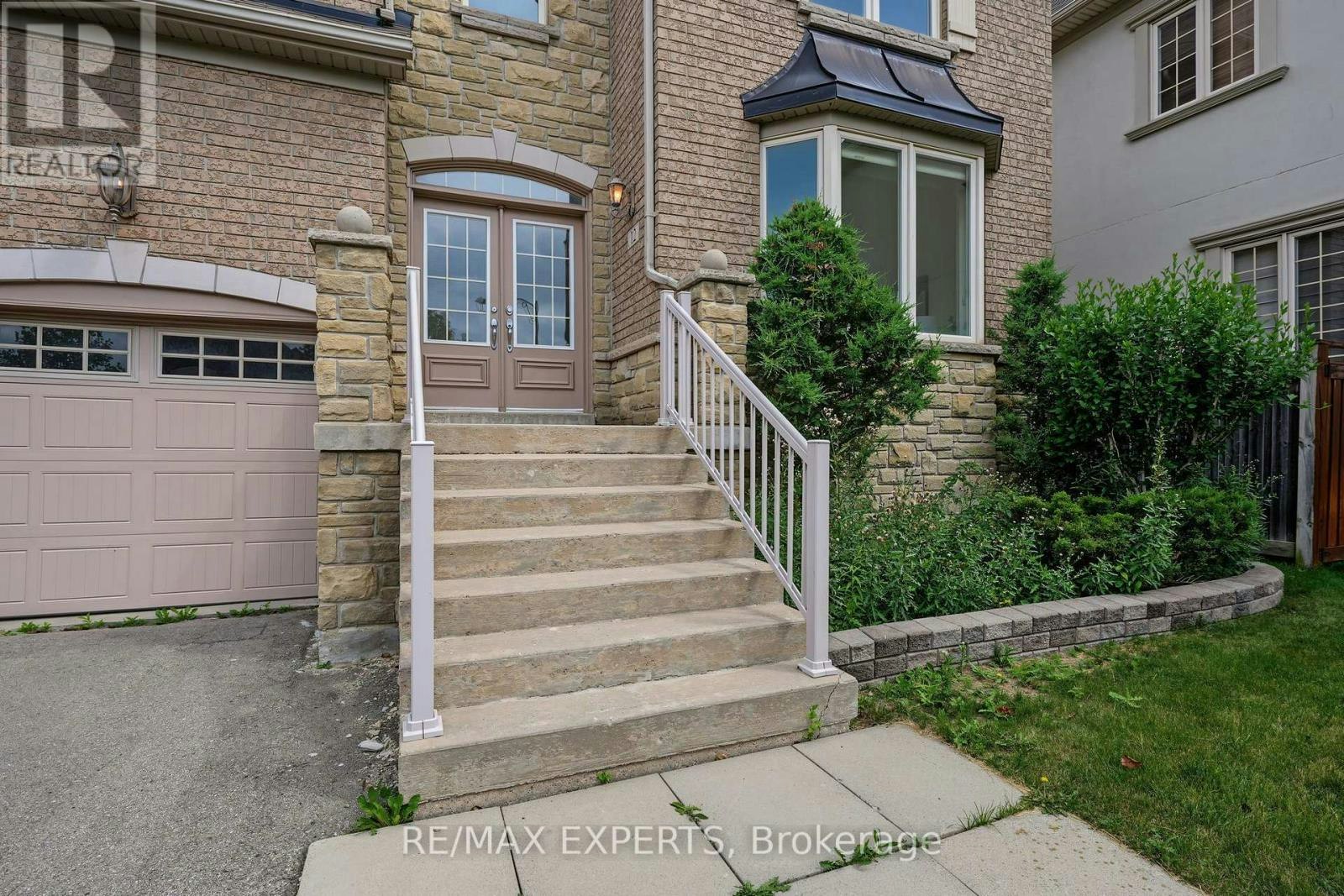 12 Sweet Valerie Court, Vaughan, ON, L6A 0C6 - 3