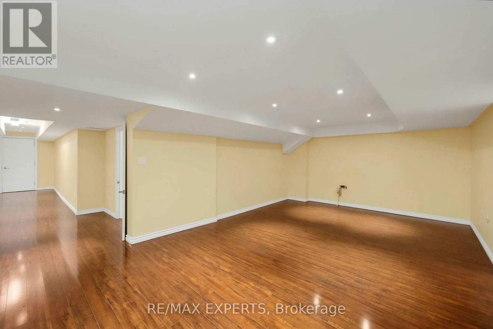 12 Sweet Valerie Court, Vaughan, ON, L6A 0C6 - 37