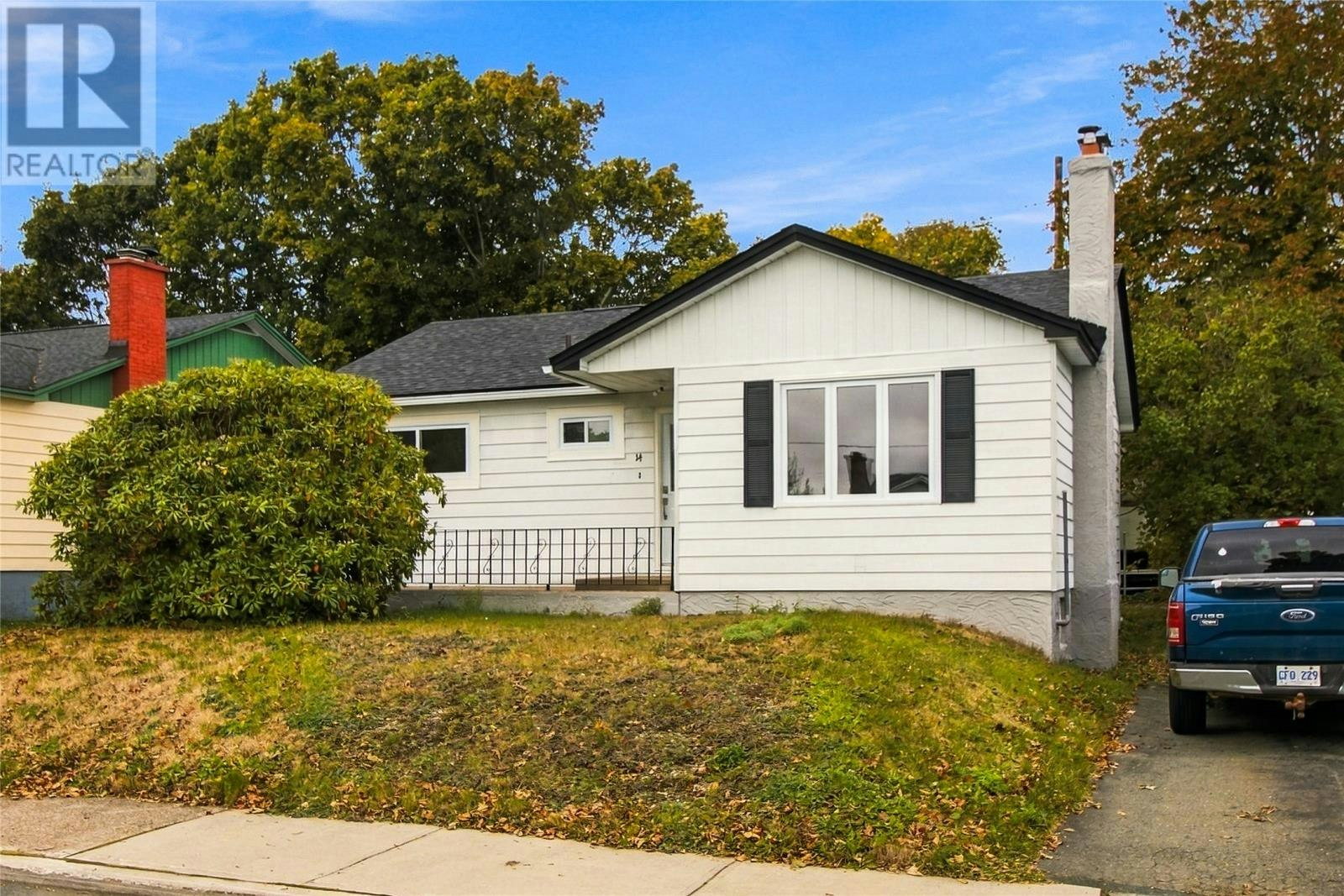 14 Horwood Street, St Johns, NL, A1A 1X5