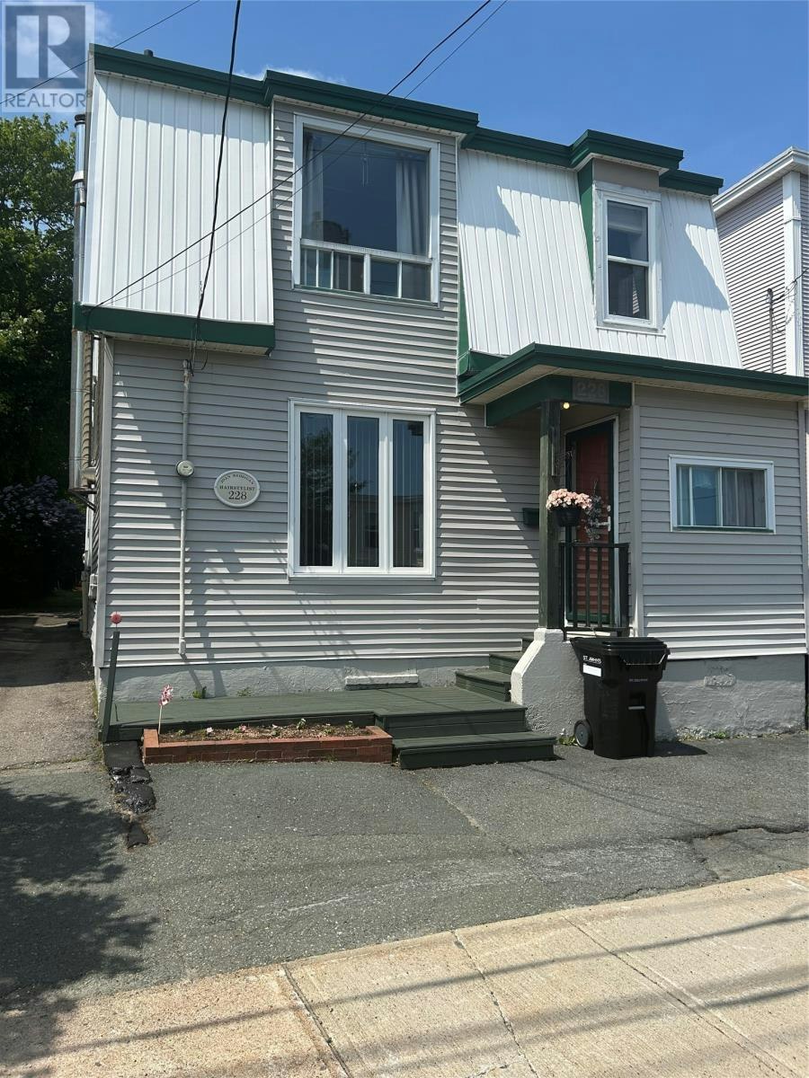 228 Hamilton Avenue, St Johns, NL, A1E 1J7