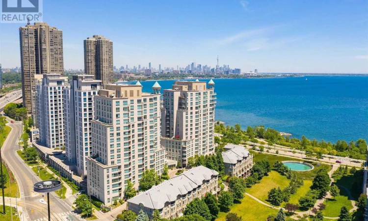 116-2111 Lake Shore Boulevard W
