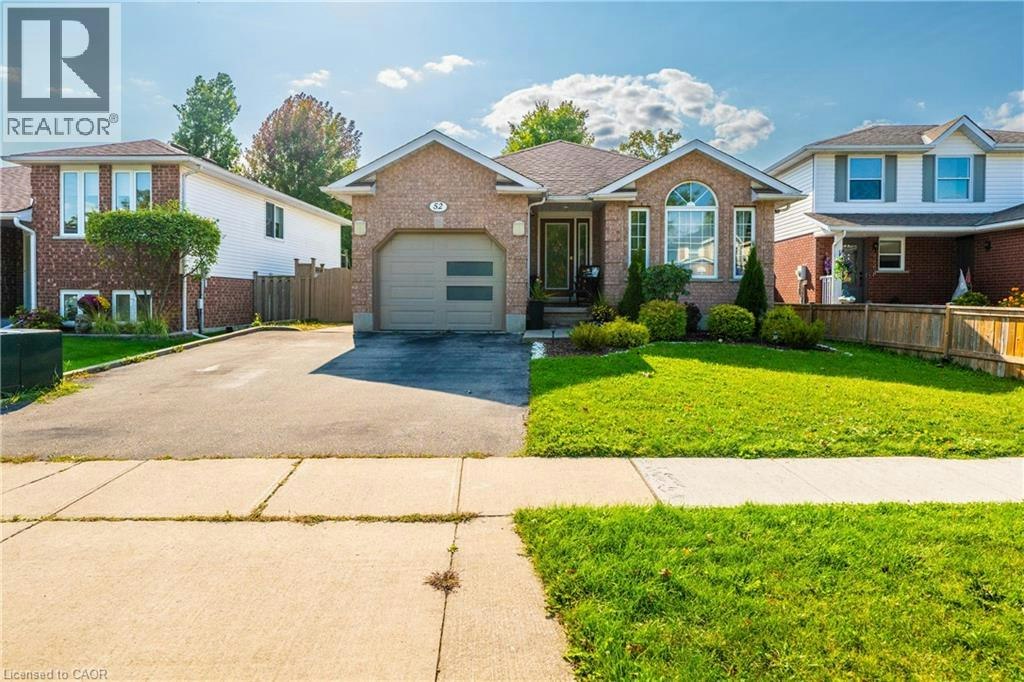 52 Dawn Crescent, Cambridge, ON, N3C 4A9