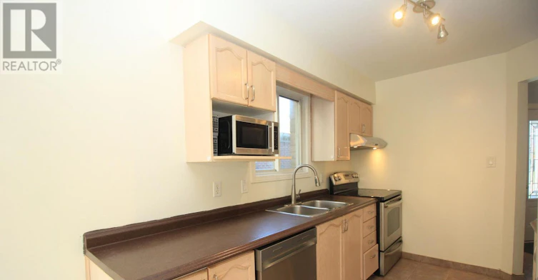 199 Emerald Road, London, ON, N6M 1J3 - 9