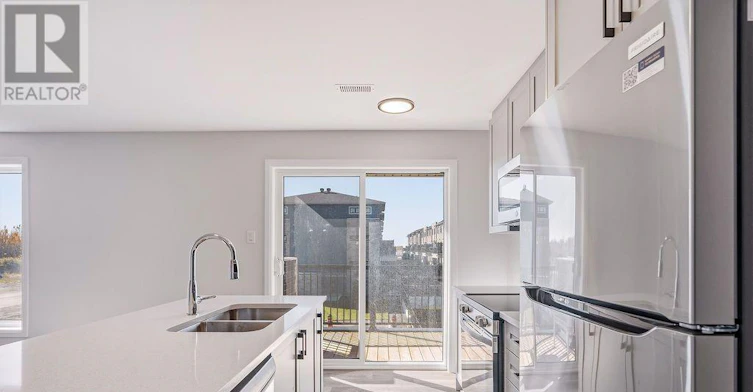 11-201 Glenroy Gilbert Drive, Ottawa, ON, K2J 7N7 - 10