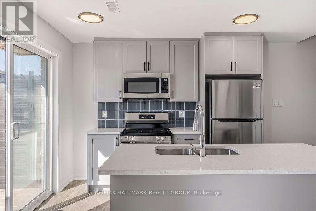 11-201 Glenroy Gilbert Drive, Ottawa, ON, K2J 7N7 - 9