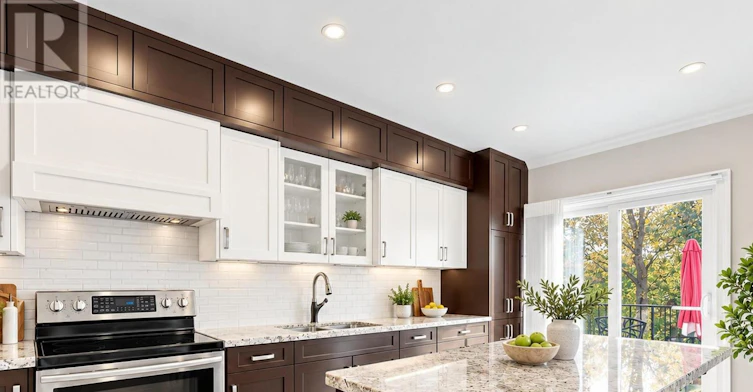 31 Rocksprings Avenue, Richmond Hill, ON, L4S 1R2 - 6