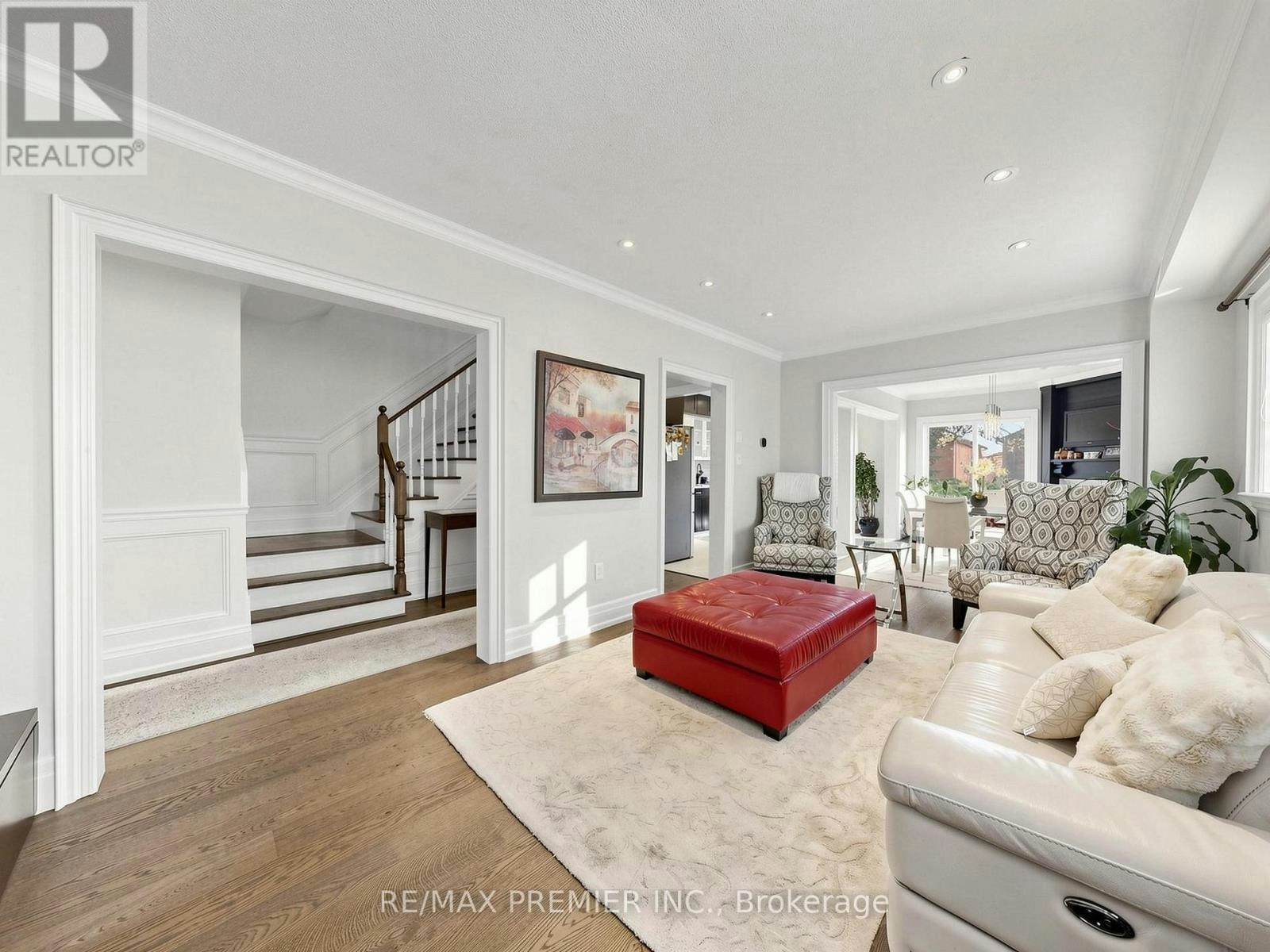 31 Rocksprings Avenue, Richmond Hill, ON, L4S 1R2 - 5