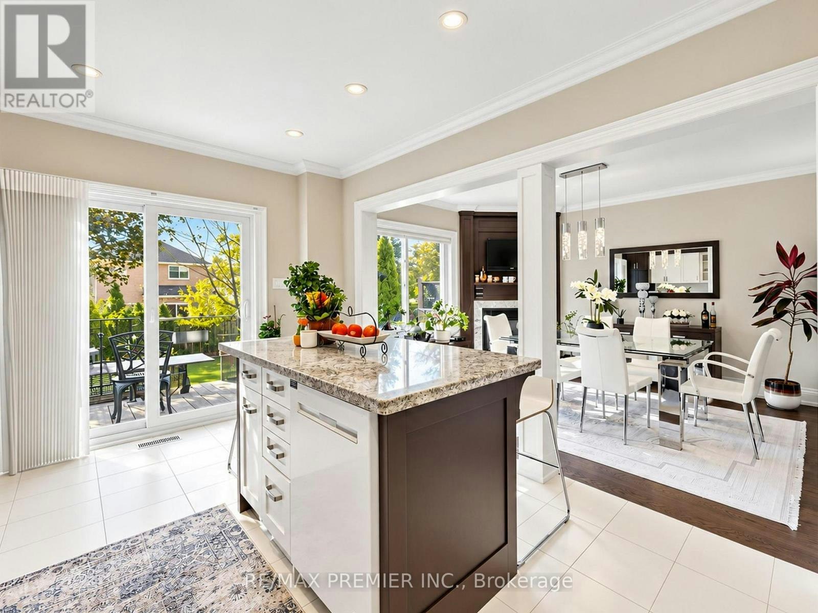 31 Rocksprings Avenue, Richmond Hill, ON, L4S 1R2 - 9