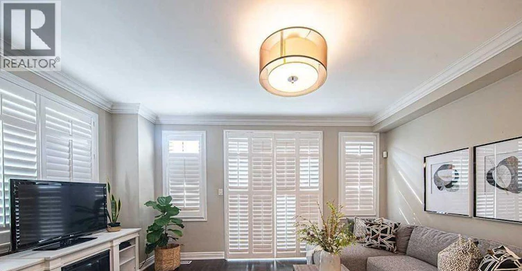 2468 Scholars Common, Burlington, ON, L7P 2W2 - 4