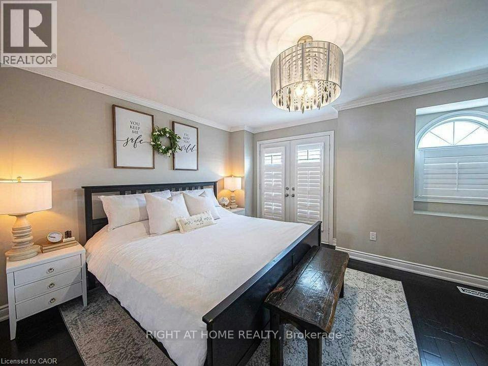 2468 Scholars Common, Burlington, ON, L7P 2W2 - 8
