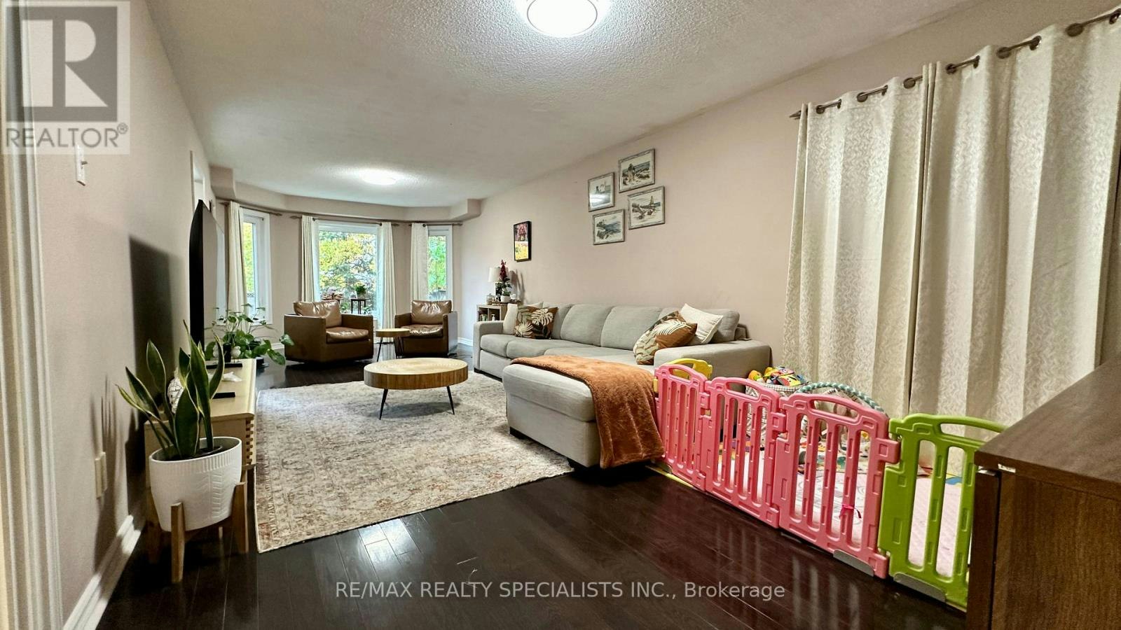 5929 Leeside Crescent, Mississauga, ON, L5M 5L8 - 5