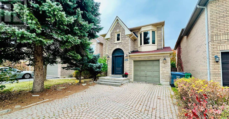 5929 Leeside Crescent, Mississauga, ON, L5M 5L8