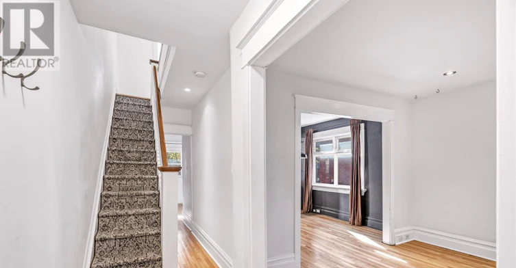 12 Clarey Avenue, Ottawa, ON, K1S 2R7 - 3