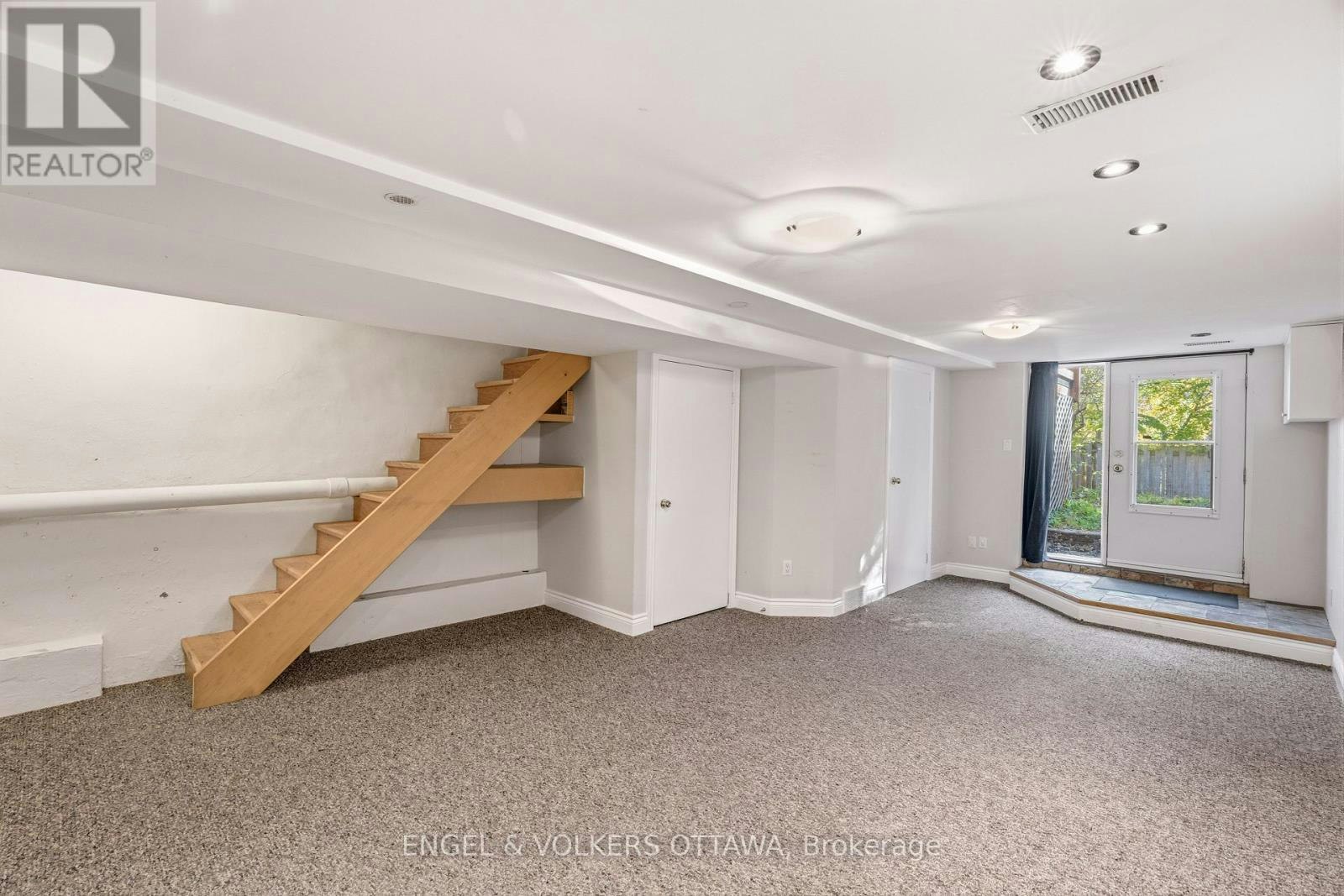 12 Clarey Avenue, Ottawa, ON, K1S 2R7 - 29