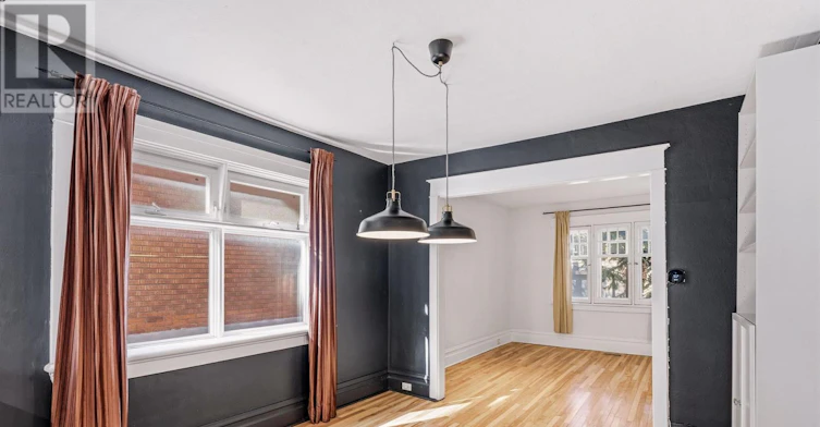 12 Clarey Avenue, Ottawa, ON, K1S 2R7 - 10