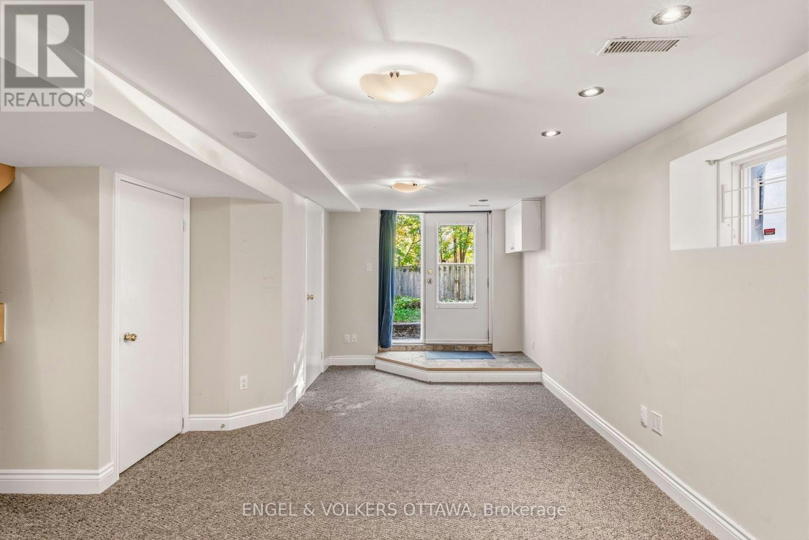 12 Clarey Avenue, Ottawa, ON, K1S 2R7 - 30