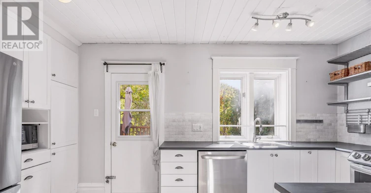 12 Clarey Avenue, Ottawa, ON, K1S 2R7 - 15
