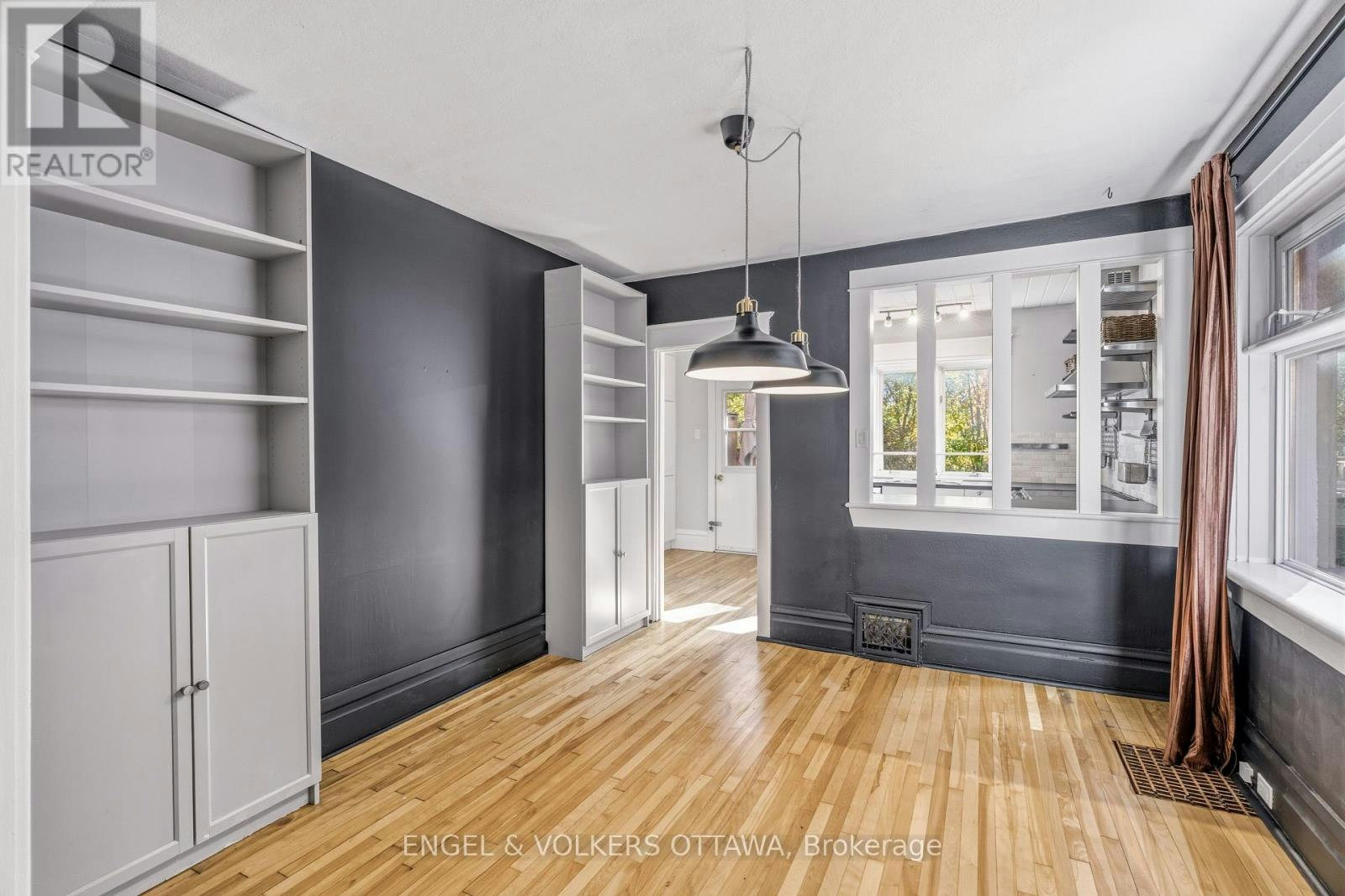 12 Clarey Avenue, Ottawa, ON, K1S 2R7 - 9
