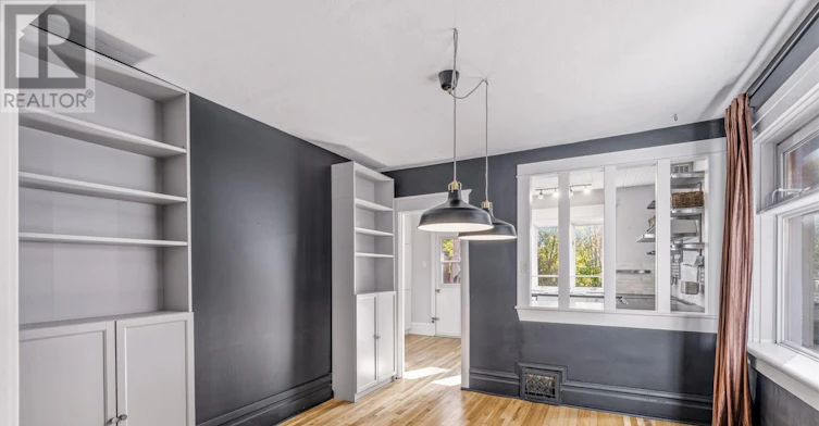 12 Clarey Avenue, Ottawa, ON, K1S 2R7 - 9
