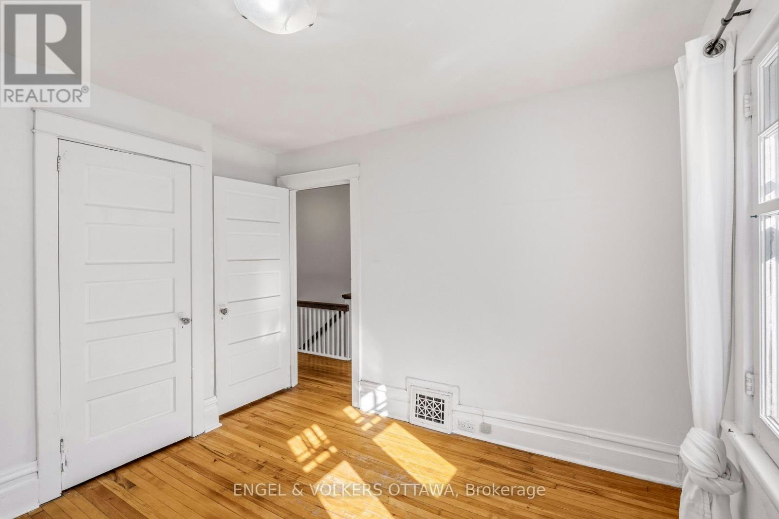 12 Clarey Avenue, Ottawa, ON, K1S 2R7 - 27