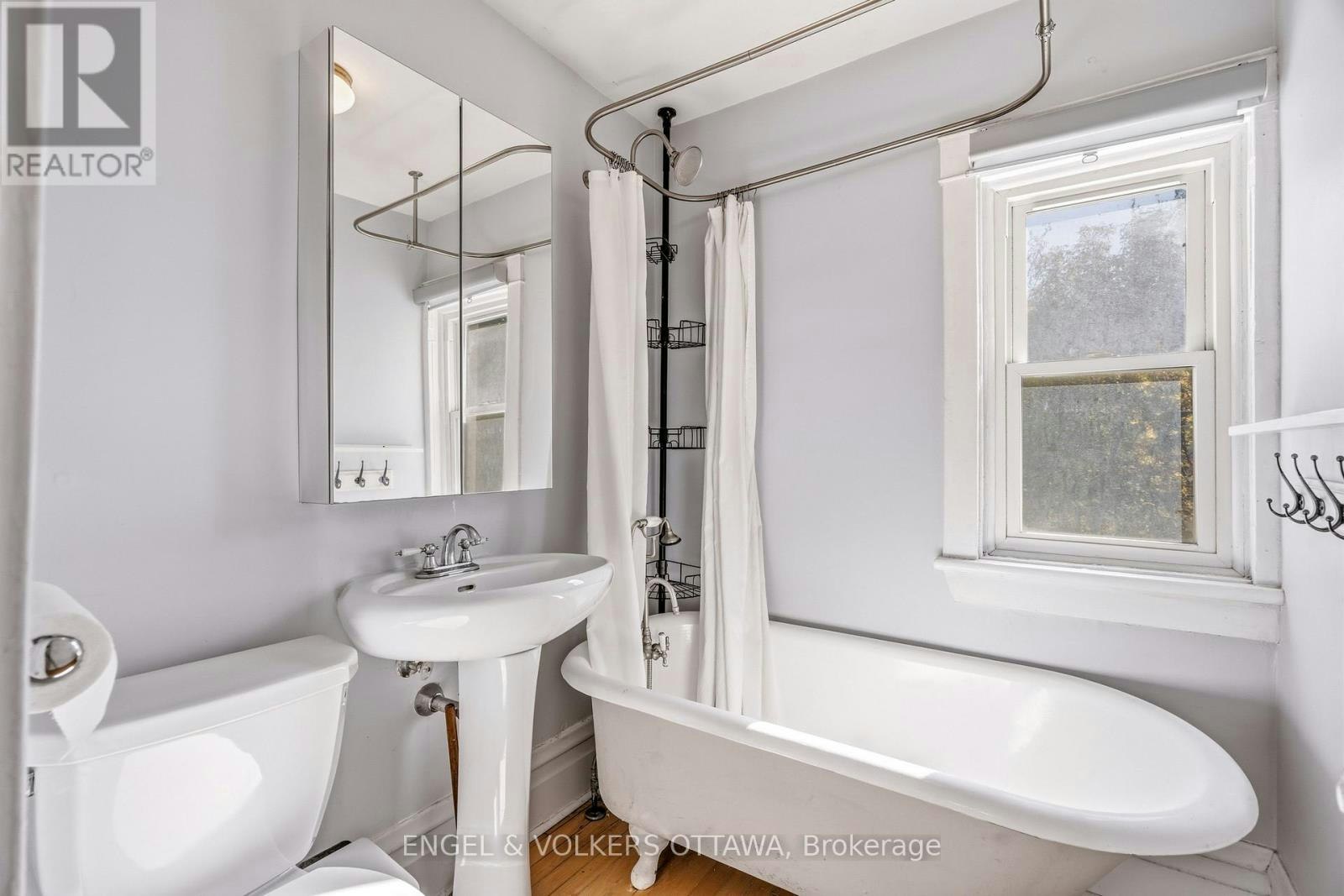 12 Clarey Avenue, Ottawa, ON, K1S 2R7 - 28