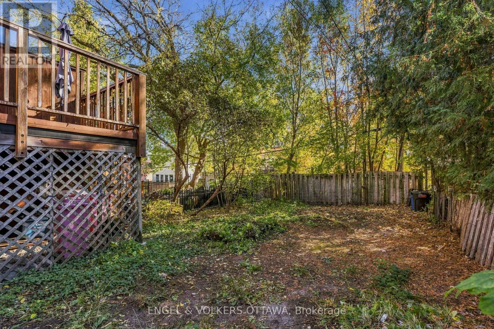 12 Clarey Avenue, Ottawa, ON, K1S 2R7 - 34